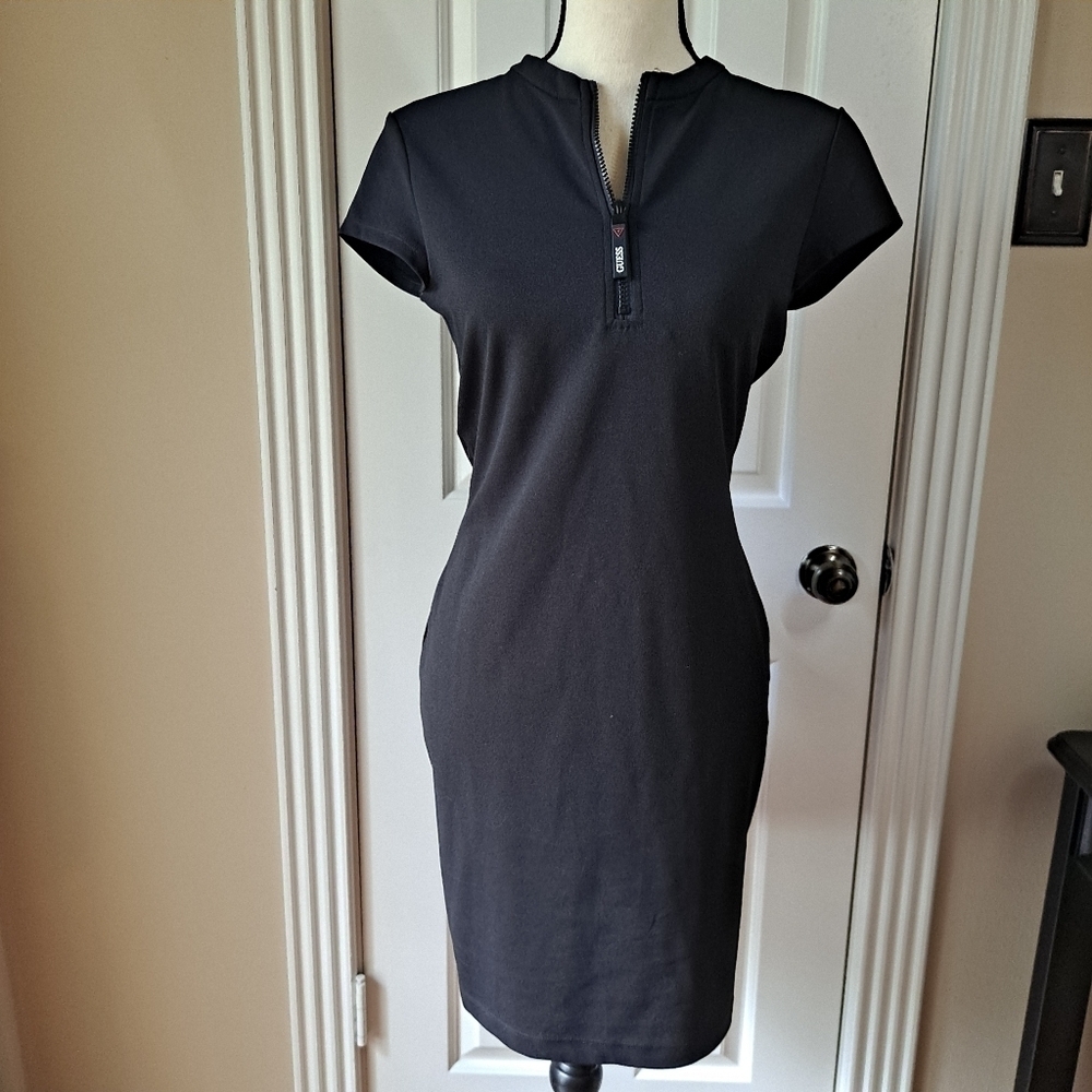 Guess size Medium Women's shift dress black zip front